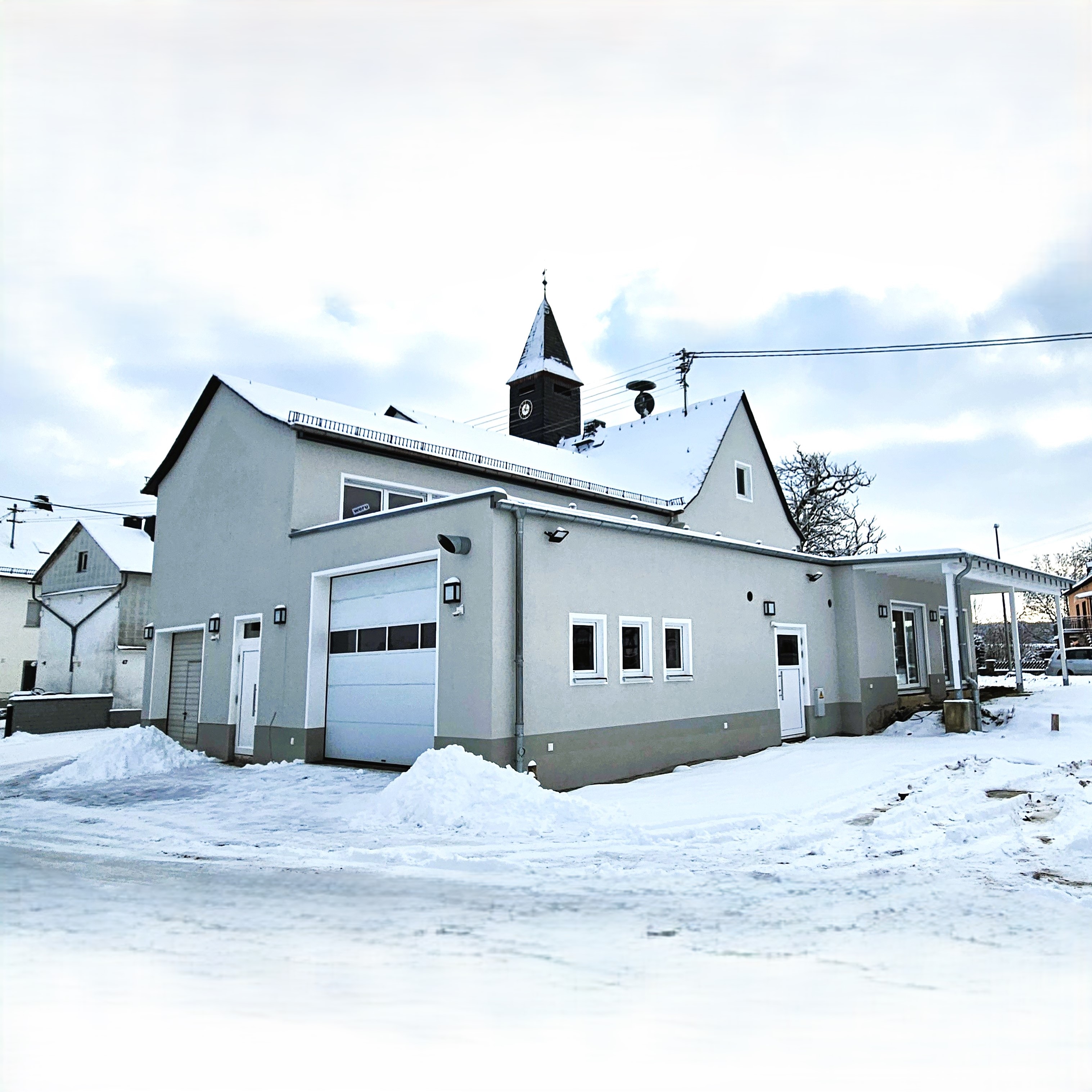 3-neue_Feuerwehrgeraetehaeuser